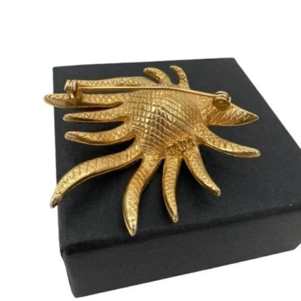 Vintage Tara Gold Starburst Faux Pearl Signed Brooch